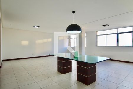 Sala de apartamento para alugar com 3 quartos, 180m² em Pituba, Salvador