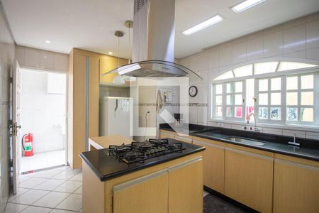 Cozinha de casa para alugar com 3 quartos, 250m² em Itaquera, São Paulo