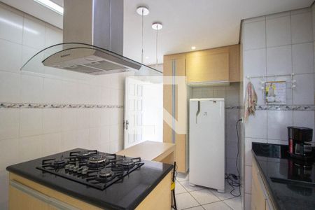 Cozinha de casa para alugar com 3 quartos, 250m² em Itaquera, São Paulo