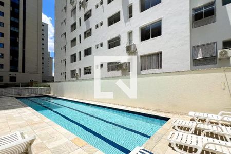 Apartamento à venda com 44m², 1 quarto e sem vaga Apartamento à venda com 44m², 1 quarto e sem vagaÁrea comum - Piscina