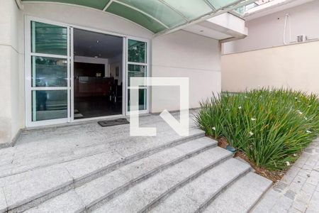 Apartamento à venda com 44m², 1 quarto e sem vaga Apartamento à venda com 44m², 1 quarto e sem vagaEntrada