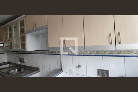 Apartamento à venda com 61m², 2 quartos e 2 vagas Apartamento à venda com 61m², 2 quartos e 2 vagasCozinha e Área de Serviço