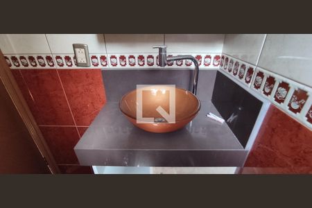 Apartamento à venda com 61m², 2 quartos e 2 vagas Apartamento à venda com 61m², 2 quartos e 2 vagasBanheiro do Quarto 2 - Suíte