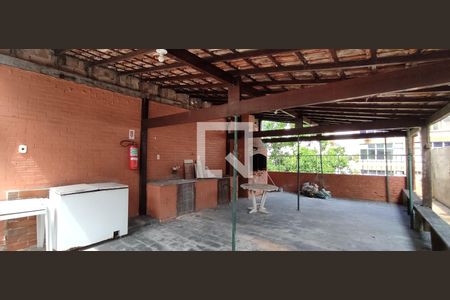 Apartamento à venda com 61m², 2 quartos e 2 vagas Apartamento à venda com 61m², 2 quartos e 2 vagasÁrea Comum - Churrasqueira (em reforma de manutenção)