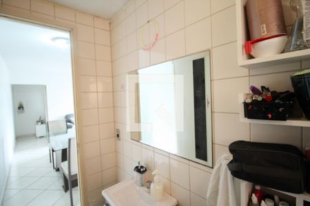 Apartamento à venda com 57m², 2 quartos e 1 vaga Apartamento à venda com 57m², 2 quartos e 1 vagaBanheiro