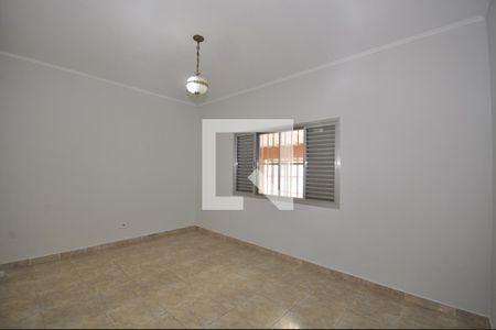 Quarto 1 de casa para alugar com 2 quartos, 80m² em Vila Paiva, São Paulo