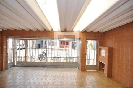 Vista do Quarto 1 de casa para alugar com 2 quartos, 80m² em Vila Paiva, São Paulo