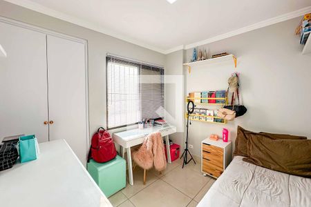Apartamento à venda com 82m², 3 quartos e 2 vagasQuarto 2