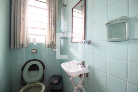 Casa à venda com 360m², 4 quartos e 8 vagasbanheiro 2