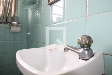 Casa à venda com 360m², 4 quartos e 8 vagasbanheiro 2