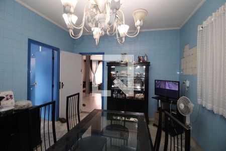 Casa à venda com 360m², 4 quartos e 8 vagasSala de Jantar e Cozinha