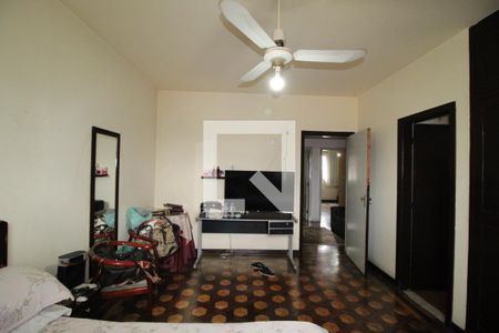 Casa à venda com 360m², 4 quartos e 8 vagasQuarto 3 - Suíte