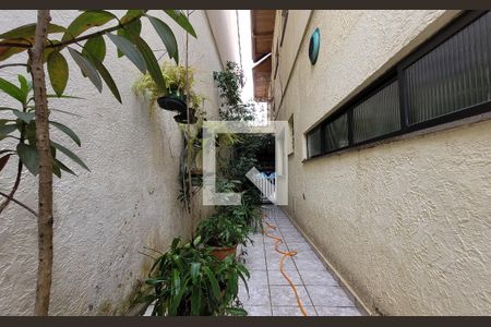 Casa à venda com 249m², 3 quartos e 4 vagas Casa à venda com 249m², 3 quartos e 4 vagasQuintal