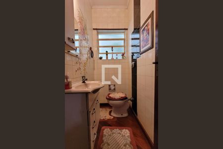 Casa à venda com 249m², 3 quartos e 4 vagas Casa à venda com 249m², 3 quartos e 4 vagasBanheiro