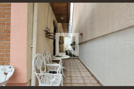 Casa à venda com 249m², 3 quartos e 4 vagas Casa à venda com 249m², 3 quartos e 4 vagasSacada