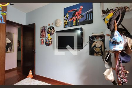 Casa à venda com 249m², 3 quartos e 4 vagas Casa à venda com 249m², 3 quartos e 4 vagasQuarto