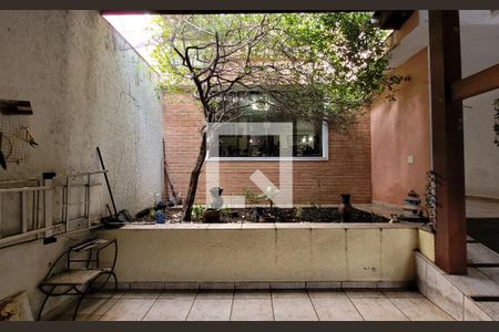 Casa à venda com 249m², 3 quartos e 4 vagas Casa à venda com 249m², 3 quartos e 4 vagasGaragem