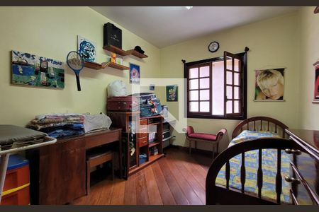 Casa à venda com 249m², 3 quartos e 4 vagas Casa à venda com 249m², 3 quartos e 4 vagasQuarto 2