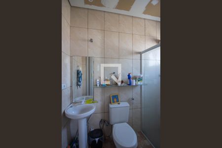 Casa à venda com 700m², 3 quartos e 5 vagasBanheiro da Suíte 2