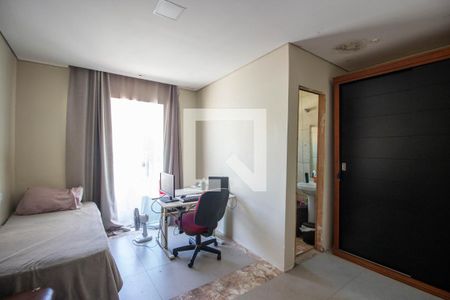 Casa à venda com 700m², 3 quartos e 5 vagasSuíte 3