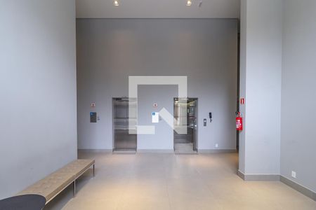 Apartamento à venda com 48m², 2 quartos e sem vaga Apartamento à venda com 48m², 2 quartos e sem vagaHall de entrada