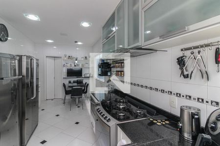 Casa de condomínio para alugar com 430m², 7 quartos e 2 vagasCozinha