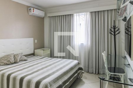 Casa de condomínio para alugar com 430m², 7 quartos e 2 vagasSuíte 4