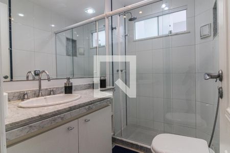 Casa de condomínio para alugar com 430m², 7 quartos e 2 vagasSuíte 4 - Banheiro