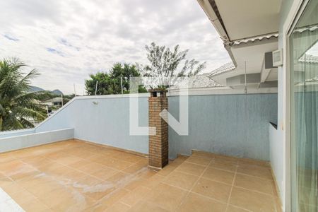 Casa de condomínio para alugar com 430m², 7 quartos e 2 vagasSuíte 2 - terraço