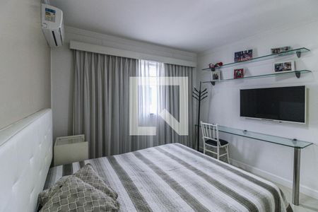 Casa de condomínio para alugar com 430m², 7 quartos e 2 vagasSuíte 4