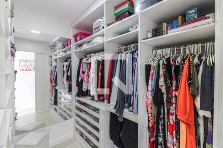 Casa de condomínio para alugar com 430m², 7 quartos e 2 vagasSuíte 2 - Closet