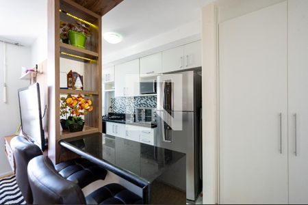 Apartamento à venda com 65m², 2 quartos e 1 vaga Apartamento à venda com 65m², 2 quartos e 1 vagaCozinha