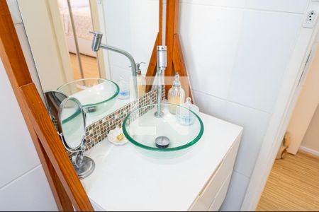 Apartamento à venda com 65m², 2 quartos e 1 vaga Apartamento à venda com 65m², 2 quartos e 1 vagaBanheiro da Suíte