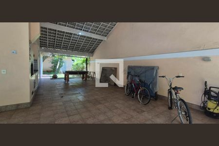 Casa de condomínio à venda com 550m², 4 quartos e 3 vagas Casa de condomínio à venda com 550m², 4 quartos e 3 vagasVaranda gourmet