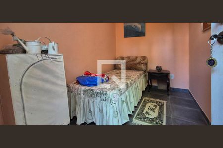 Casa de condomínio à venda com 550m², 4 quartos e 3 vagas Casa de condomínio à venda com 550m², 4 quartos e 3 vagasQuarto de serviço