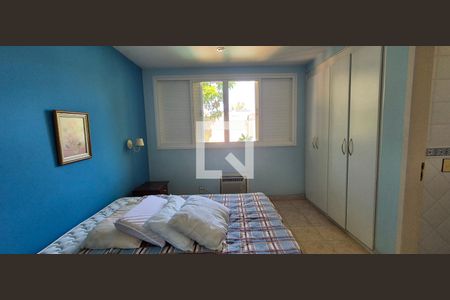 Casa de condomínio à venda com 550m², 4 quartos e 3 vagas Casa de condomínio à venda com 550m², 4 quartos e 3 vagasQuarto 1