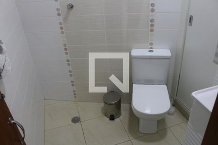 Casa à venda com 269m², 3 quartos e 8 vagasBanheiro