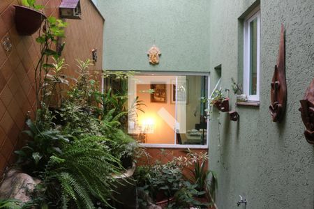 Casa à venda com 269m², 3 quartos e 8 vagasJardim