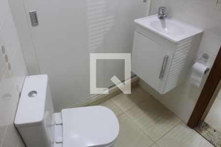 Casa à venda com 269m², 3 quartos e 8 vagasBanheiro