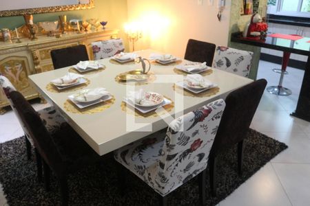 Casa à venda com 269m², 3 quartos e 8 vagasSala de Jantar