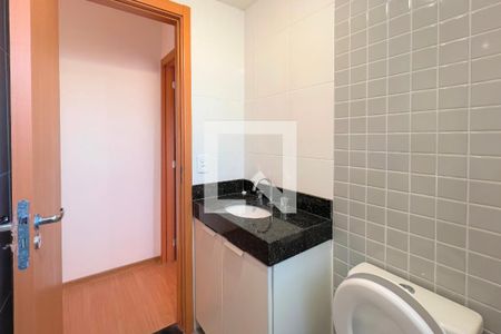 Apartamento à venda com 56m², 2 quartos e 1 vaga Apartamento à venda com 56m², 2 quartos e 1 vagaBanheiro