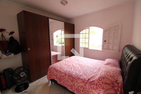 Casa à venda com 200m², 4 quartos e 3 vagasQuarto 4