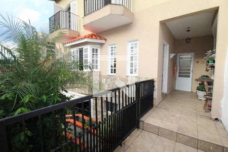 Casa à venda com 200m², 4 quartos e 3 vagasÁrea Comum