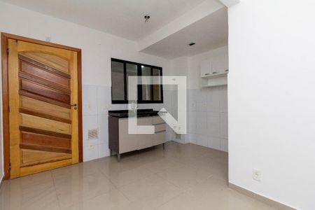 Sala e Cozinha de apartamento para alugar com 1 quarto, 25m² em Vila Santana, São Paulo