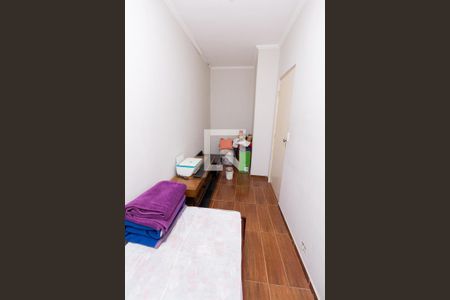 Casa à venda com 300m², 5 quartos e 3 vagas Casa à venda com 300m², 5 quartos e 3 vagasQuarto 4