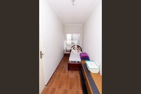 Casa à venda com 300m², 5 quartos e 3 vagas Casa à venda com 300m², 5 quartos e 3 vagasQuarto 4