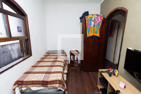 Casa à venda com 300m², 5 quartos e 3 vagas Casa à venda com 300m², 5 quartos e 3 vagasQuarto 2