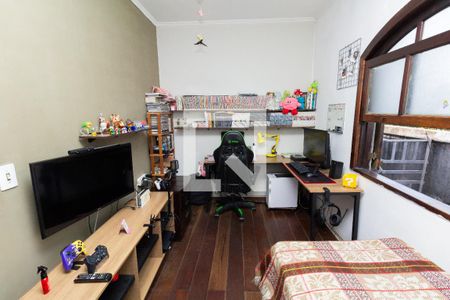 Casa à venda com 300m², 5 quartos e 3 vagas Casa à venda com 300m², 5 quartos e 3 vagasQuarto 2