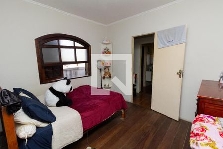 Casa à venda com 300m², 5 quartos e 3 vagas Casa à venda com 300m², 5 quartos e 3 vagasQuarto 3