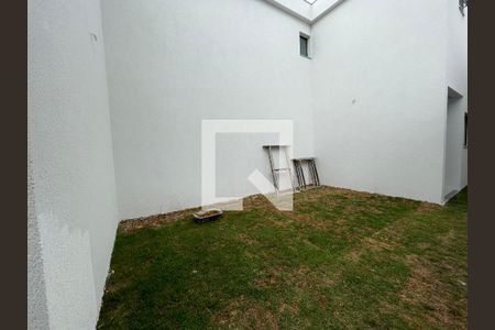 Casa à venda com 165m², 3 quartos e 2 vagasÁrea Externa